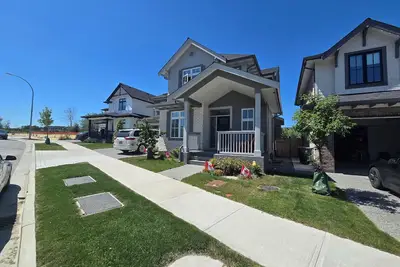 Image de Brand new private suite in willoughby