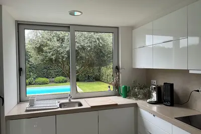 Image de Casa em Condomínio Privado, com Piscina Exterior Aquecida a 5 min da Praia