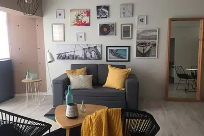 Cozy, Beautiful, , Comfortable, Super Located, Quiet, Excellent View, Complete