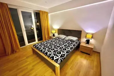 Image de 2 Bedroom Apartment on Chavchavadze Ave \n