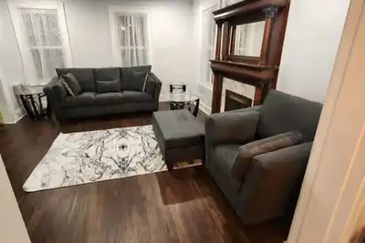 Image de Charming 3-bedroom house with WiFi, Ac in delightful Hudson