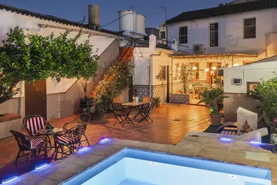 Image de Cubo's Noches de Luna Casabermeja House / centre-ville / piscine communautaire / Wi-Fi gratuit