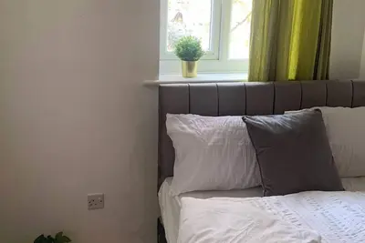 Image de Cosy flat behind a Creek Beach in Gray's