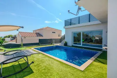 Image de Villa with a sea view | 6-8 persons | Private pool | Modern design