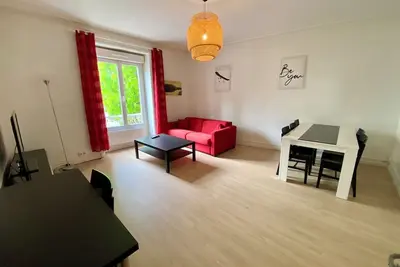 Image de Appartement 45 mètres Carrés proche centre ville et Facultés/Ecoles