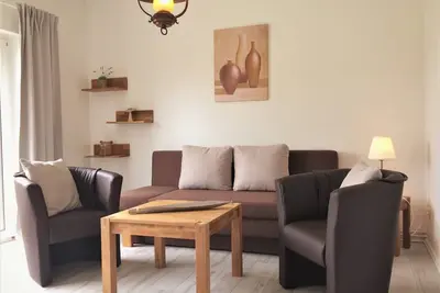 Image de Bungalow-Vue sur Jardin-Salle de bain privée séparée-Cabin 9