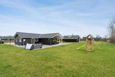 Image de Superbe maison à Tarm avec WiFi