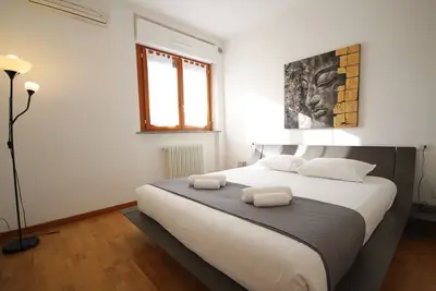 Image de Tolstoi Apartment with Private Garage