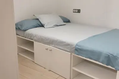Image de Cádiz Caleta, Vive a 5 Minutos de la Playa por Temporadas de Estudio o Trabajo