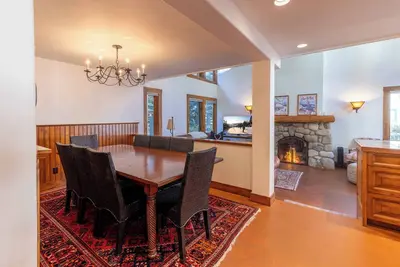 Elegant Three Suite Condo Steps to Warm Springs Lodge