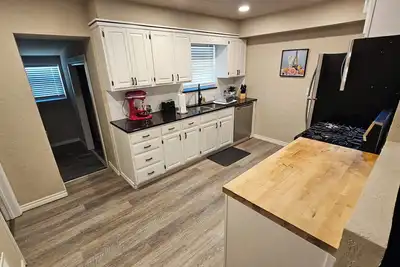 Image de Lovely 4-bedroom house in Lawton with WiFi, Ac