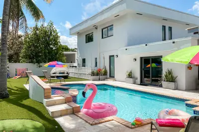 Image de Fifa Perfect | Villa Palma: Heart of Miami | 5 min to Miracle Mile