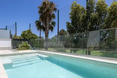 Image de Homity Bajo + Piscina Ab-3-b4-0b