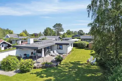 Image de Atmospheric summer cottage at Hejlsminde