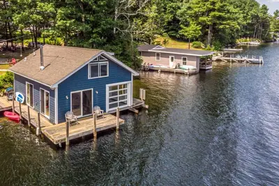Image de Overwater Bliss | 4 mins to Mt Sunapee | Private Dock | Paddleboard