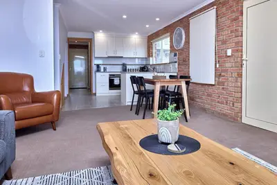 Image de Bicheno Spa Villa - Freycinet Holiday Houses