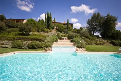 Image de Wonderful villa with exclusive pool near Siena