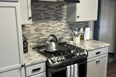 Image de Centrally Located 4-bedroom house in Lewiston with a View, close to College