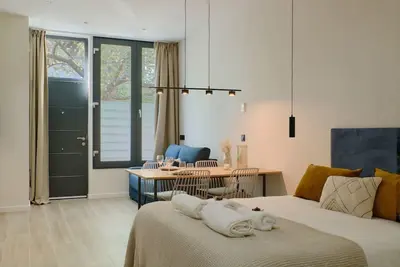 Image de Romantic Apartment N6 Oceanografico Virkin Suites