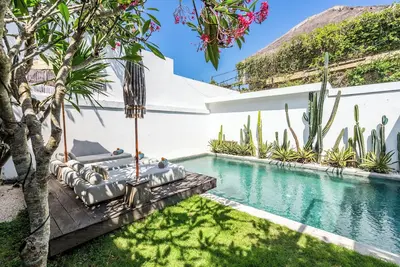 Image de Minimalist Luxury 6Bedroom 150m frm Lyma Beach