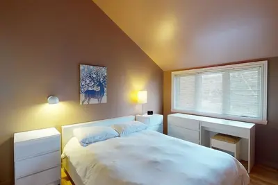 Image de P-215 : Condo 2 chambres à la mezzanine