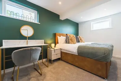 Image de The Esplanade - Modern 2 Bedroom Sea Front Apartment in Burnham on Sea