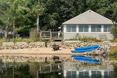 Image de Cottage Retreat on Beautiful Lake