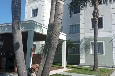 Image de Apartamento Completo Ensolarado e Aconchegante, c/ 02 Quartos Tv + Wi-fi