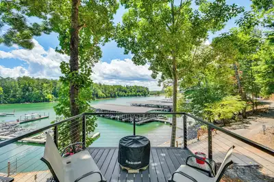 Image de Boat Slip & Smokeless Fire Pit: Lake James Cottage