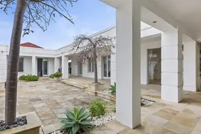 Image de Marble Sands @ Rye -Large home within walking distance to the beach