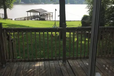 Image de Cozy 3-bedroom cabin with boat dock, Ac and WiFi in enchanting Belmont