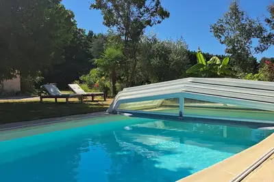 Image de Gite avec piscine au milieu d'un ranch. VendĂ´me. 45 min paris tgv