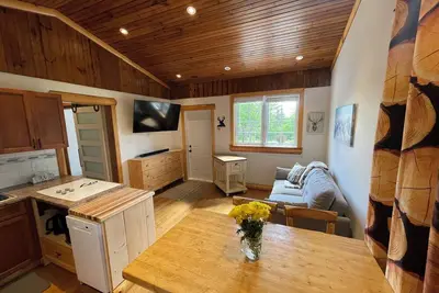 Image de Sutherlands Lake Chalet, the perfect getaway from the everyday!