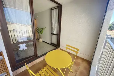 Image de Appartement Climatise PROXIMITÉ Plage, Port Et Commerces!