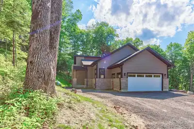 Image de 2200sqf, 3br, 5 Queen Bed, Dwight Beach, Huntsville