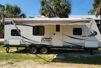 Image de Cedar Island Canal Front Cute Rv with Boat Slip, Fishing, Scalloping & Crabbing