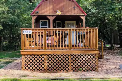 Image de Cozy cabin in the woods in scenic Garfield with WiFi, Ac