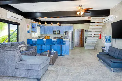 Image de Oceanfront villa w/ inviting pool, breathtaking views, tranquil surroundings