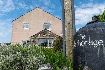 Image de The Anchorage is a spacious 4-bedroom holiday cottage in Church Bay