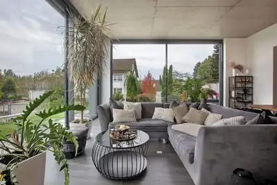 Image de Appartement 'Helle Lichtdurchflutete Wohnung' avec vue sur les montagnes, terrasse privée et Wi-Fi