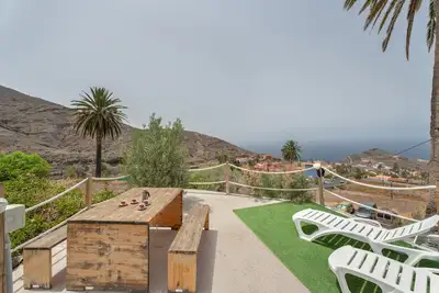 Image de Maison de vacances 'Casa Las Niñas' avec vue sur la mer, terrasse privée et Wi-Fi
