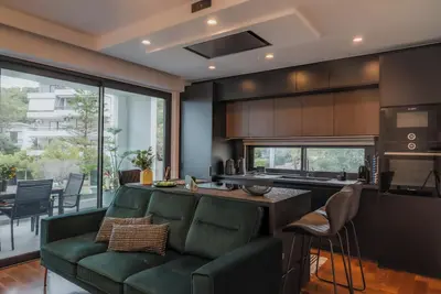 Image de Emerald Stone Apartment Varkiza \"The Essence of Elegance\"