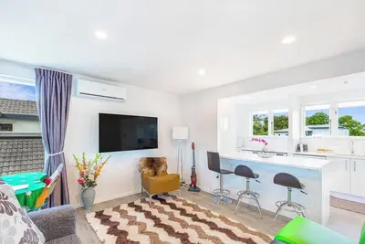 Image de Ellerslie 3br House | Fresh Reno | Zodiak Stays