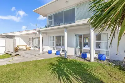 Image de Takapuna 2 Br House near beach with parking-Villa