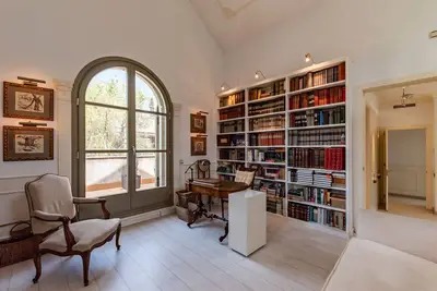 Image de Little oasis in Barcelona City with pool, Ac, gardens, and much more!