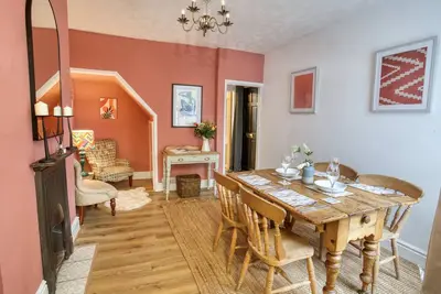 Image de Beautiful and Cosy Home | Free Parking & Wi-Fi