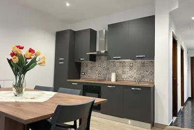 Image de Charming 3-bedroom house in lovely Ortovero with WiFi, Ac