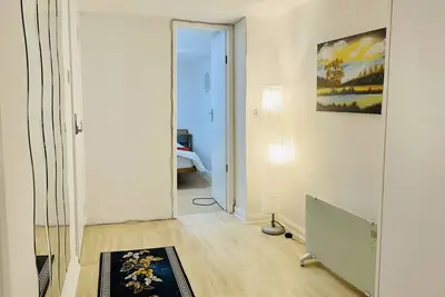 Image de Urban Oasis -Close to Beach, City Centre, Station.