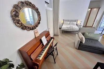 Image de Spacious and stylish three-room apartment, 10 minutes from Bocconi