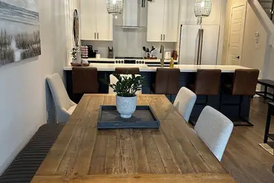 Image de Friday Harbour Prime Location - Luxurious Lakeside Escape